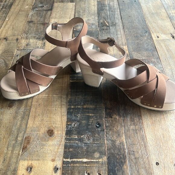 LOFT LEATHER CROSSED CLOG MISSY WOMENS SANDALS WOODEN HEELS size 7.5 - Picture 3 of 5